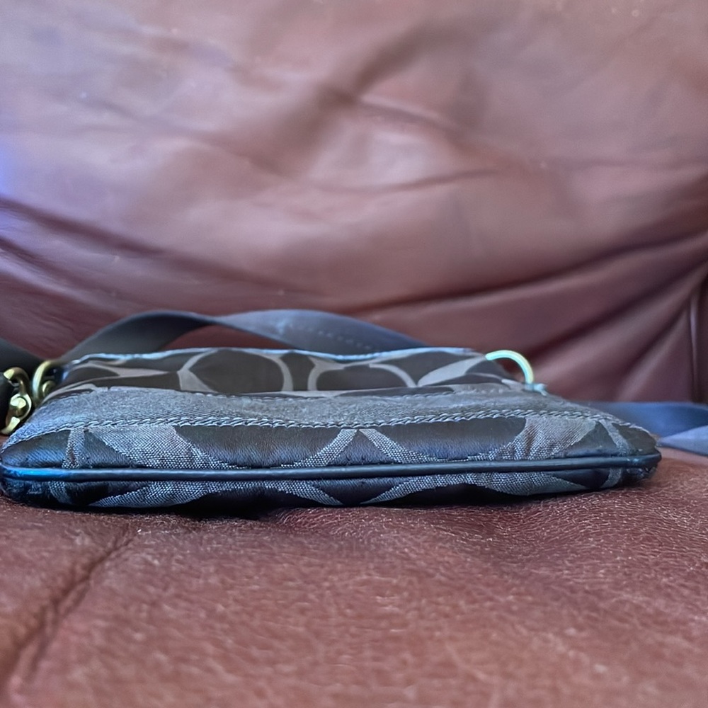 Coach Swing Pack Crossbody Bag - Picture 5 of 6